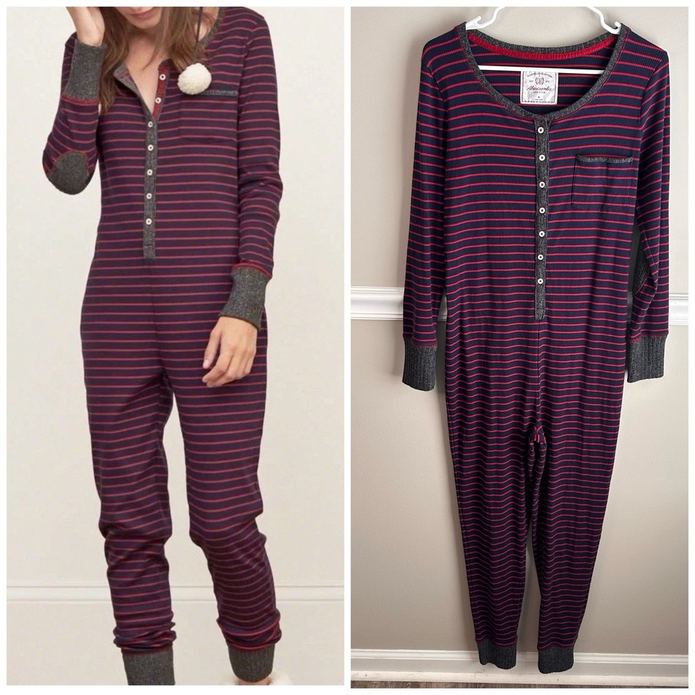 Abercrombie & Fitch Red Blue Stripe One Piece Sleepwear M Pajamas Holiday Lounge